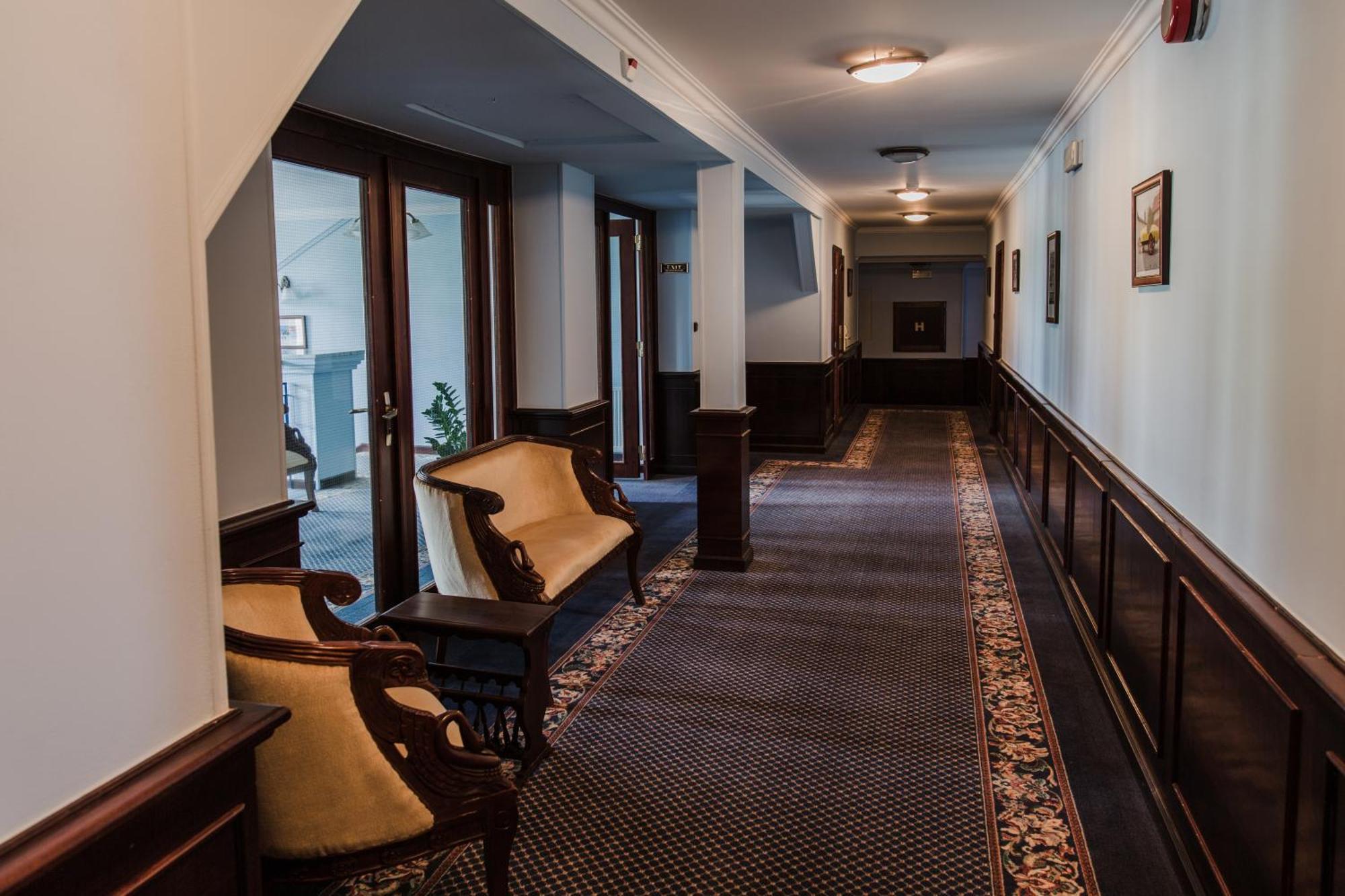 Jíloviště Palace Inn מראה חיצוני תמונה
